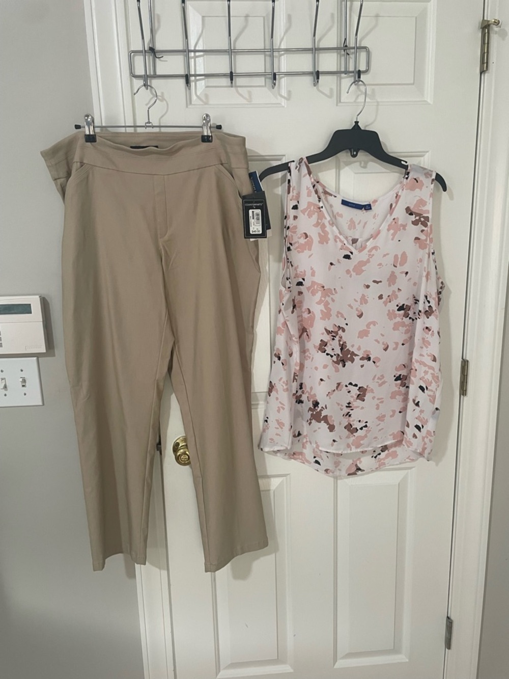 Xl counterparts slacks nwt  apt 9 top